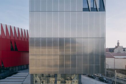 (10) CHYBIK + KRISTOF Horácká multifunční aréna v Jihlavě Fabrice Fouillet výsledok