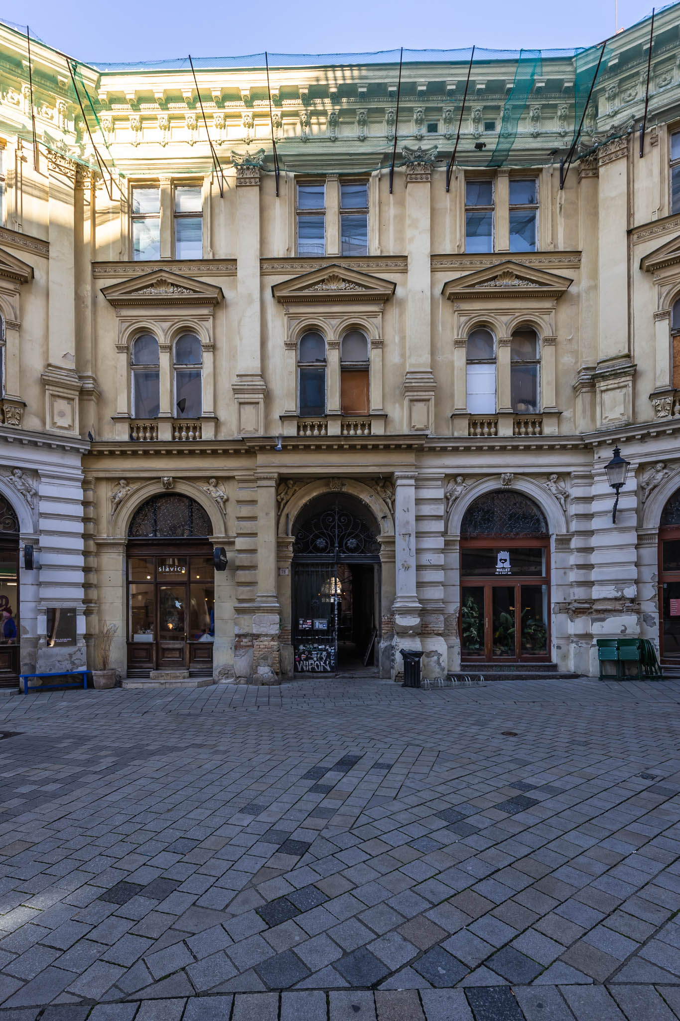 Dom na Laurinskej 19 v Bratislave 