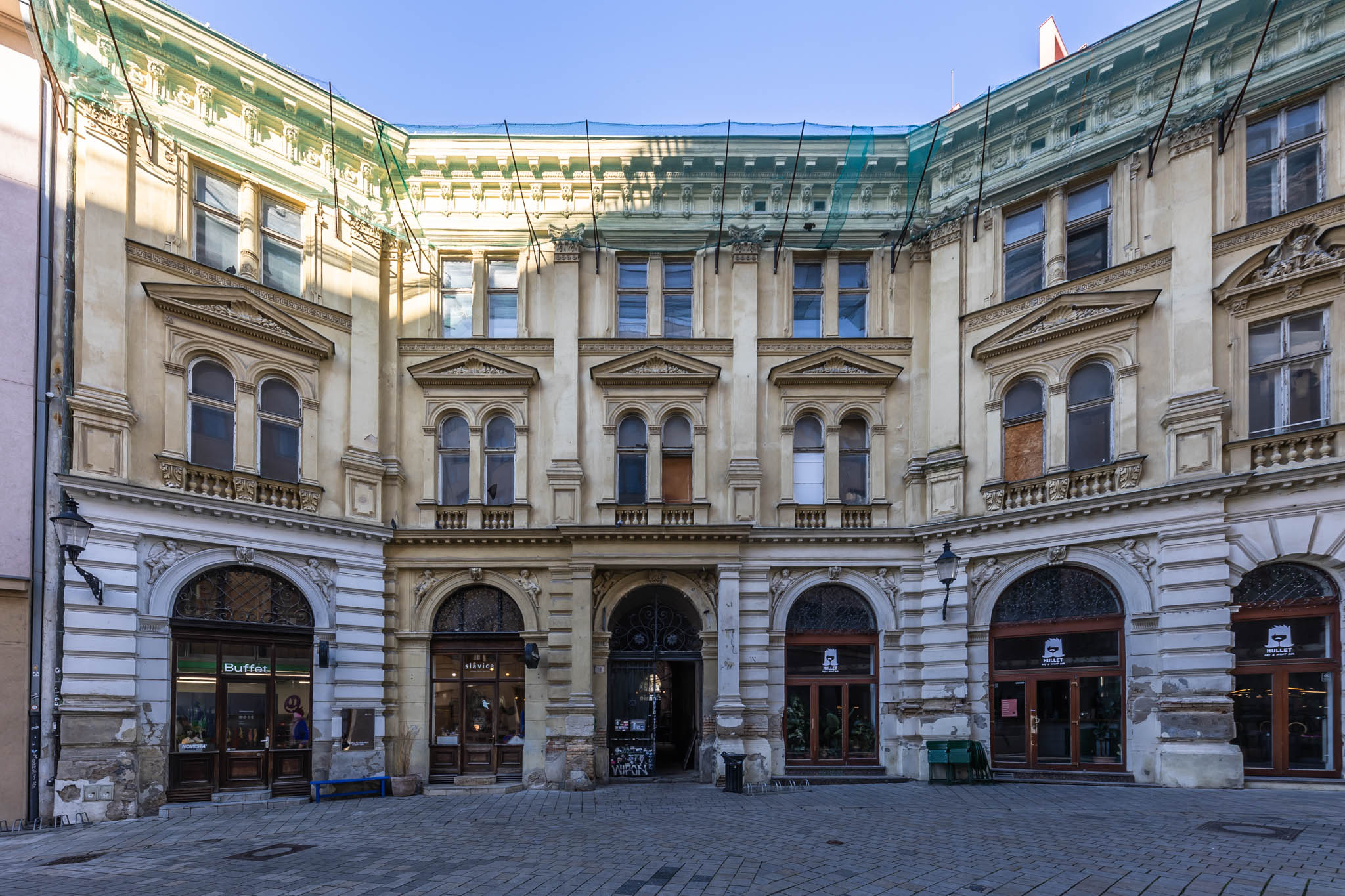 Dom na Laurinskej 19 v Bratislave 