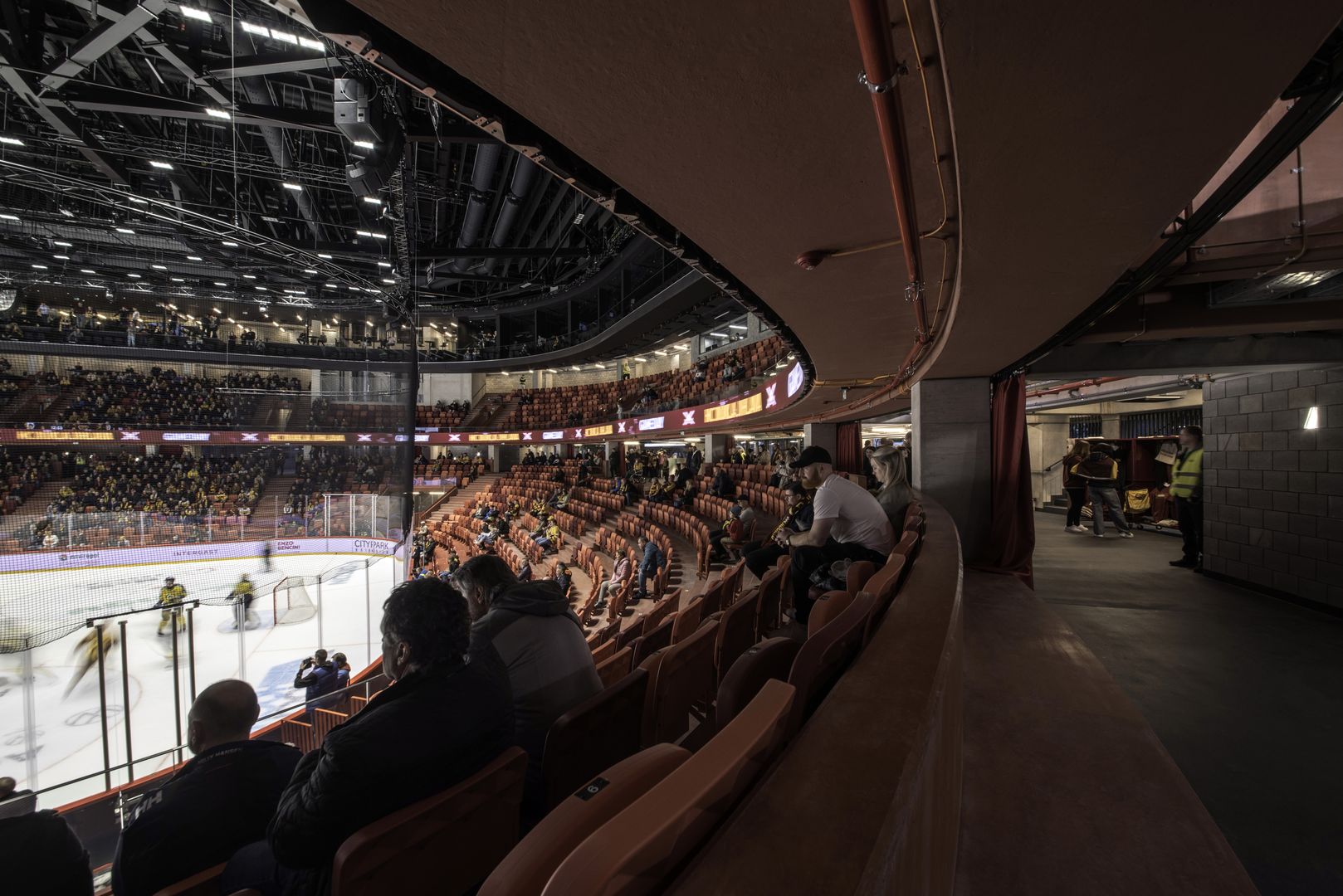 Horácka multifunkčná aréna v Jihlave, navrhnutá architektonickým štúdiom CHYBIK + KRISTOF. 