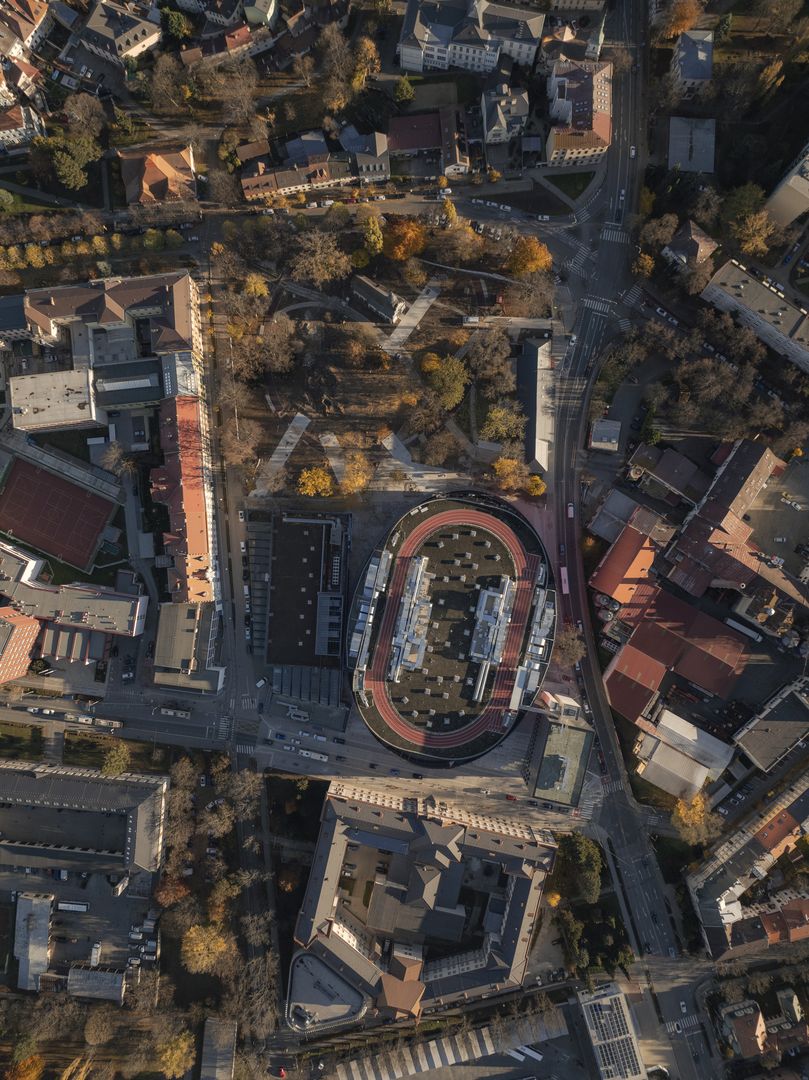 Horácka multifunkčná aréna v Jihlave, navrhnutá architektonickým štúdiom CHYBIK + KRISTOF. 