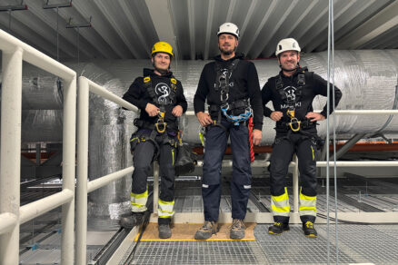 Montážne práce vo výrobnej hale