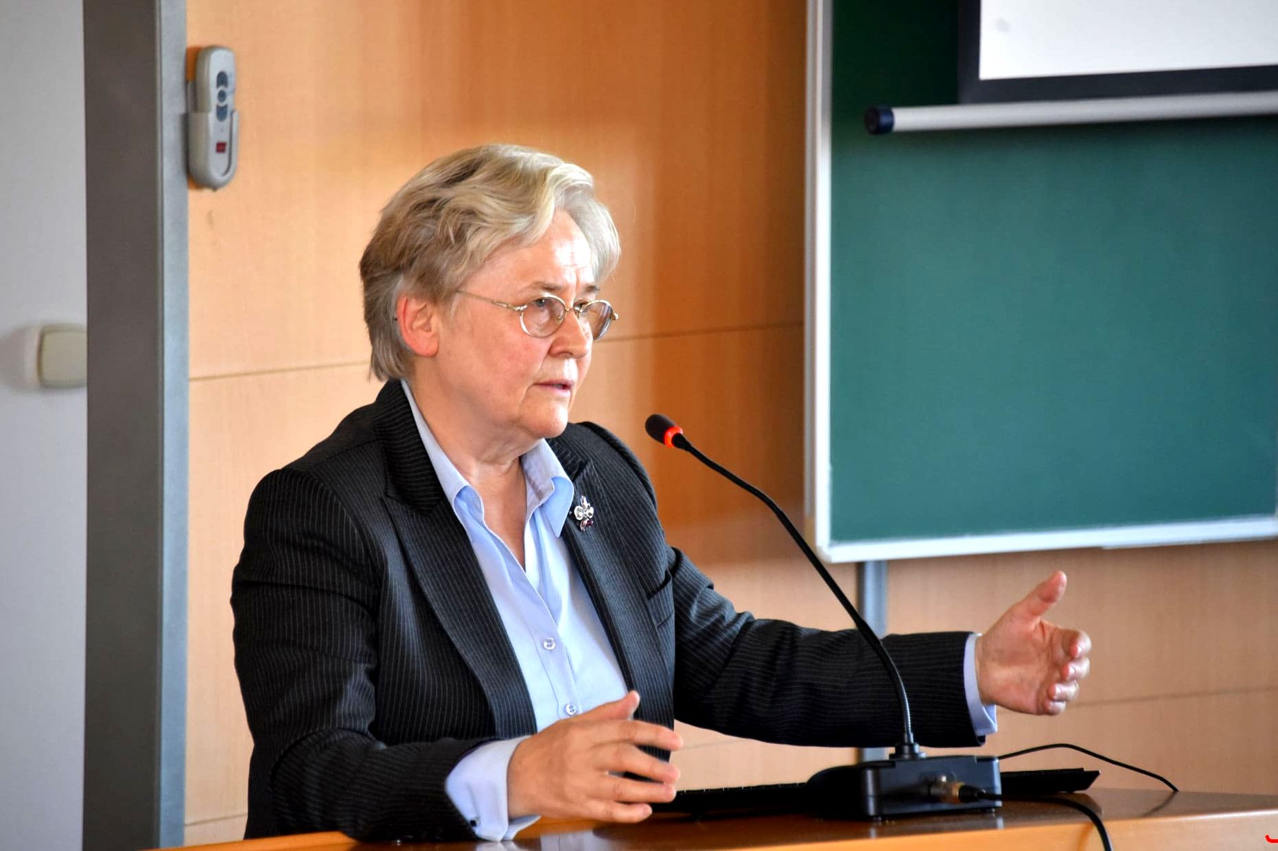 Brigita Schmögnerová