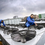 Servis a údržba strešných chladiacich jednotiek HVAC systémov