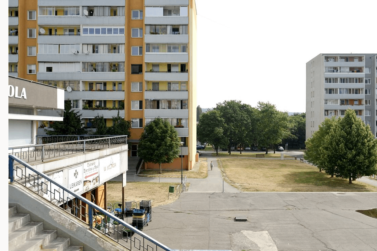 Aktuálny stav verejného priestoru na Dúbravke