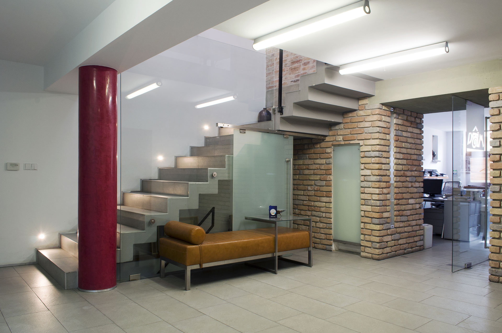 Interiér ateliéru na baštách – Trnava, Autori: Ing. arch. Katarína Viskupičová, Ing. Peter Horváth