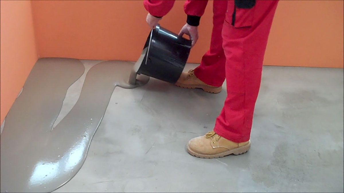 Hrubá stavba v detaile: Samonivelizačný poter Hrubá stavba v detaile: Samonivelizačný poter