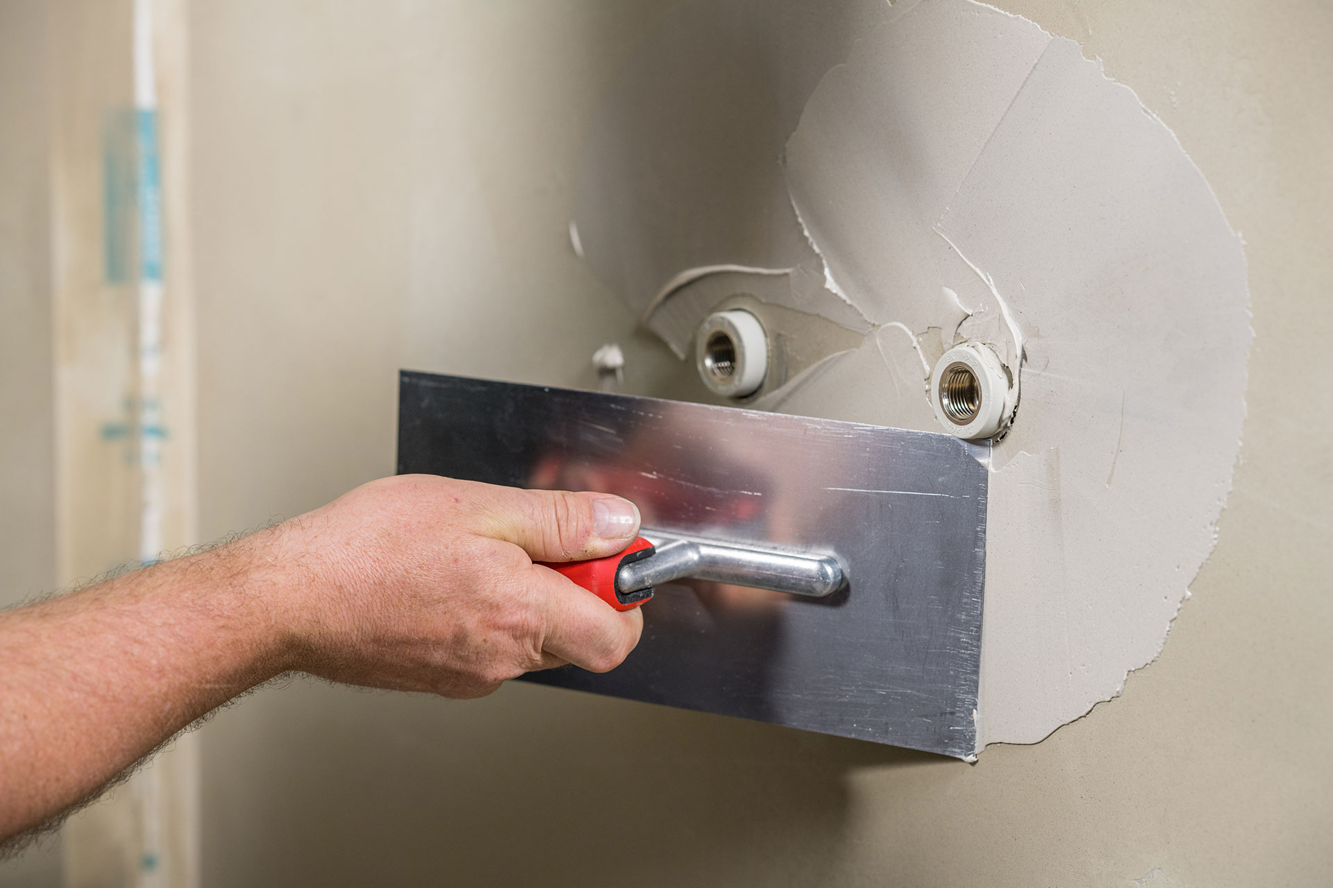 Aplikačný postup: Hydroizolácia sprchovacieho kúta Aplikačný postup: Hydroizolácia sprchovacieho kúta