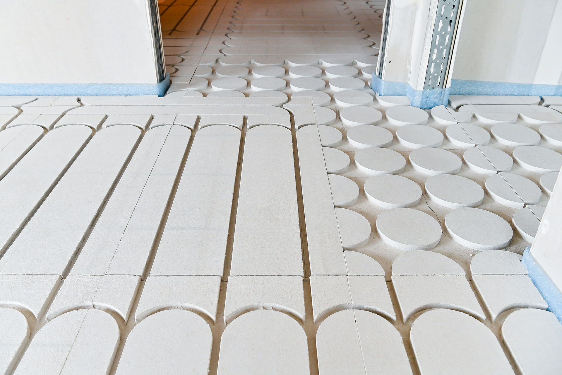 Montážny postup: Suchý systém na ukladanie podlahového vykurovania Montážny postup: Suchý systém na ukladanie podlahového vykurovania