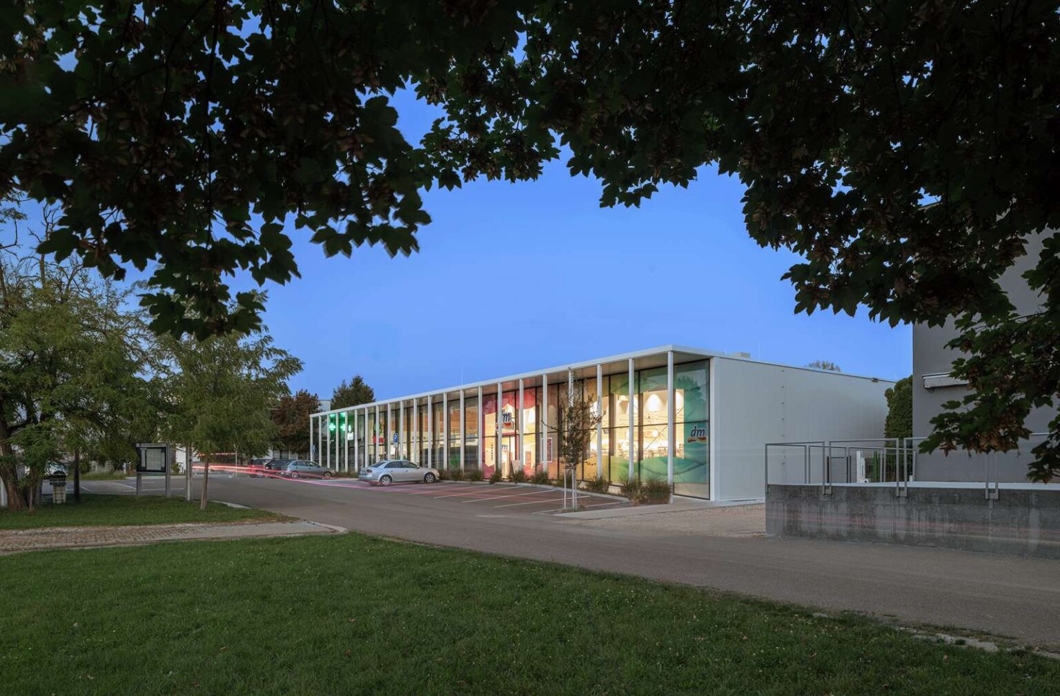 obchodne-centrum-sala-veca