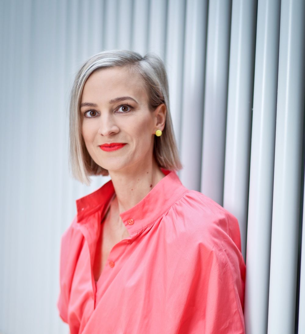 Marta Cesnaková Marta Cesnakova Slovenska sporitelna foto male