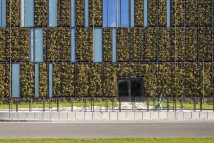 aupark zelena fasada (16)