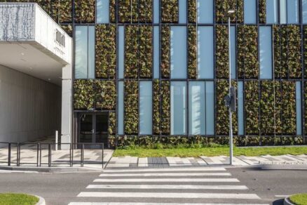aupark zelena fasada (22)