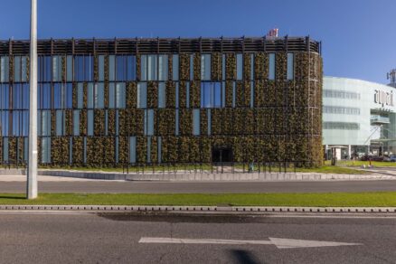 aupark zelena fasada (6)