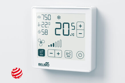 Dizajnový snímač kvality vzduchu Belimo s dotykovým displejom a ocenením Red Dot 2022