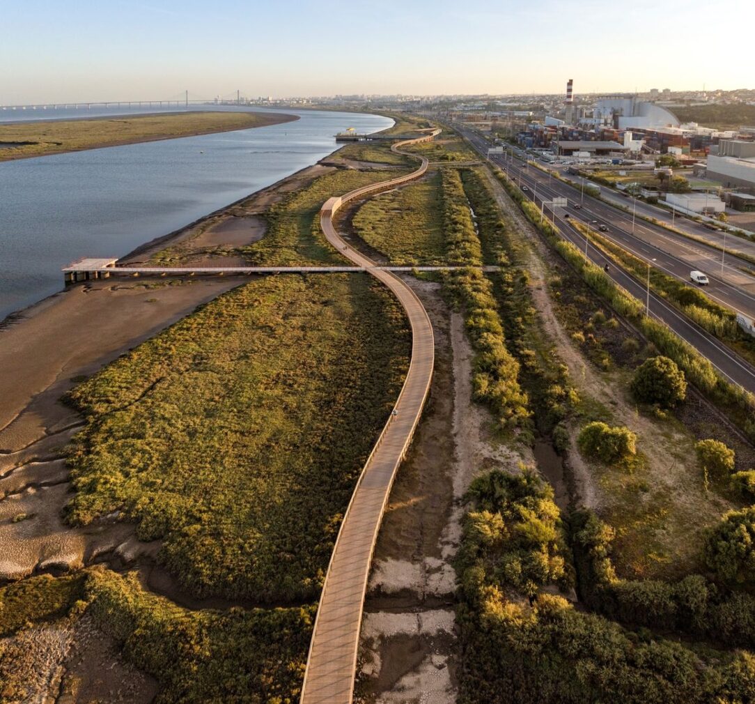 chodnik mokradami (1) chodnik mokradami (1)