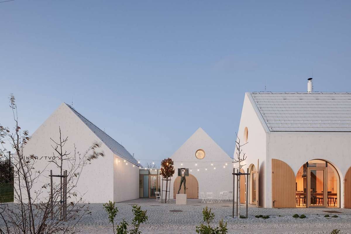 Vinárstvo S, Strekov vinarstvo-s-strekov