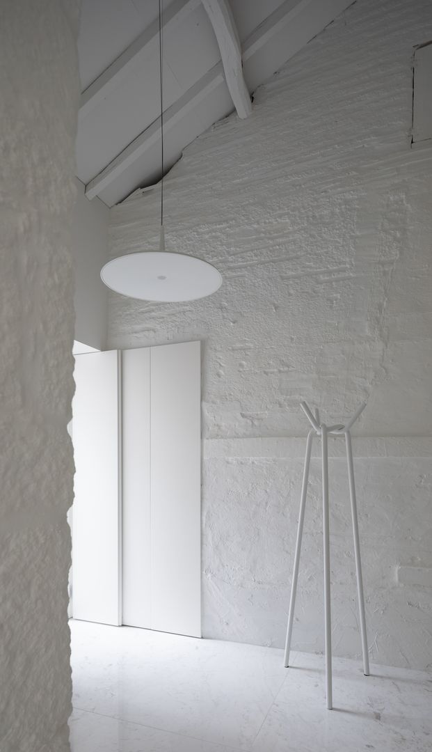 Rekonštrukcia domu na ateliér