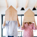 Kúpa bytu je pre mladých výzvou. V počte izieb na obyvateľa patríme medzi najhorších v únii