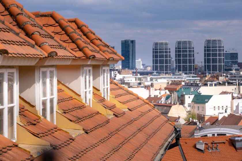 Trh s nehnuteľnosťami