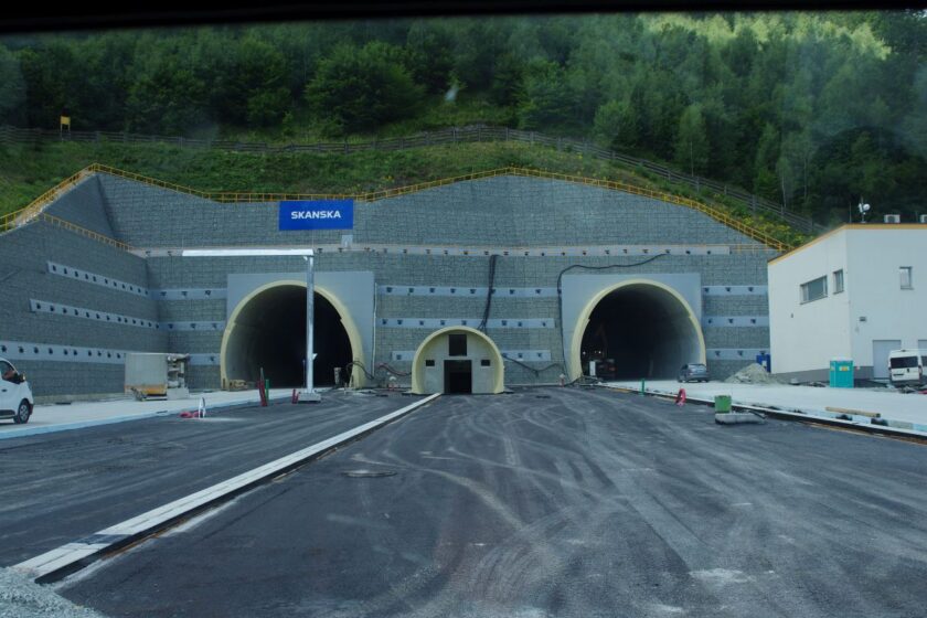 D1 s tunelom Višňové