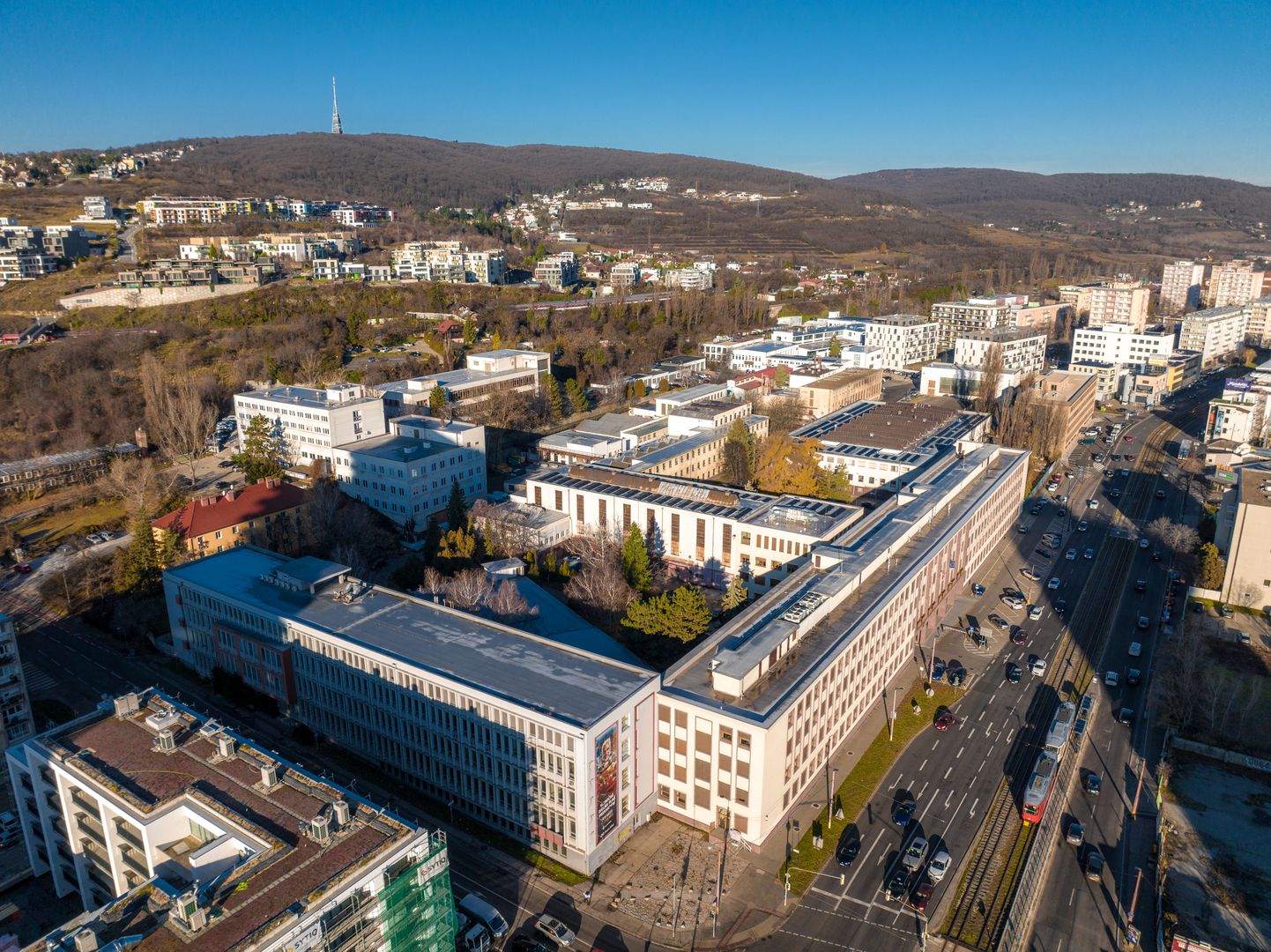 Jeden z posledných veľkých brownfieldov v hlavnom meste čaká transformácia. 