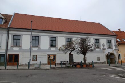 kolonicova-kuria-raca-bratislava