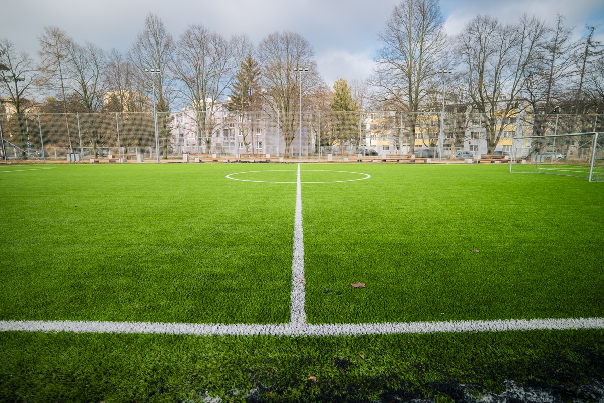 Školský areál na Kornela Mahra je dokončený.