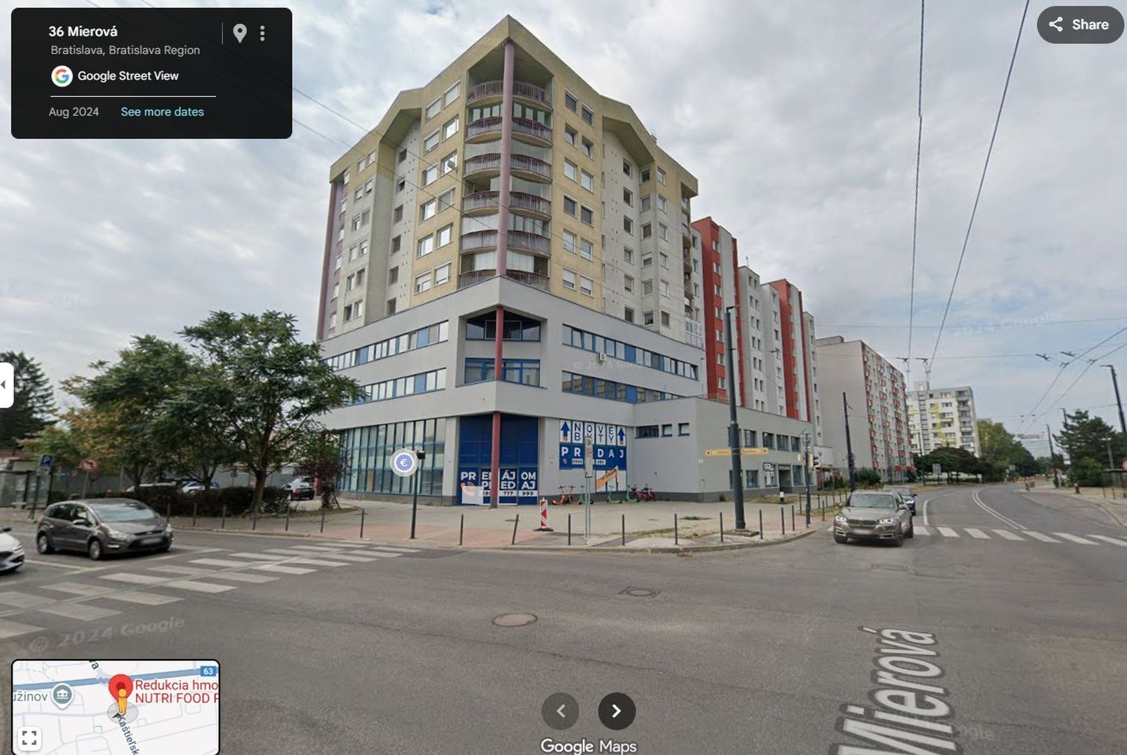 Križovatka Mierová – Kaštieľska v Ružinove 