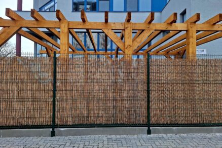 skolsky dvor mierova (12) výsledok