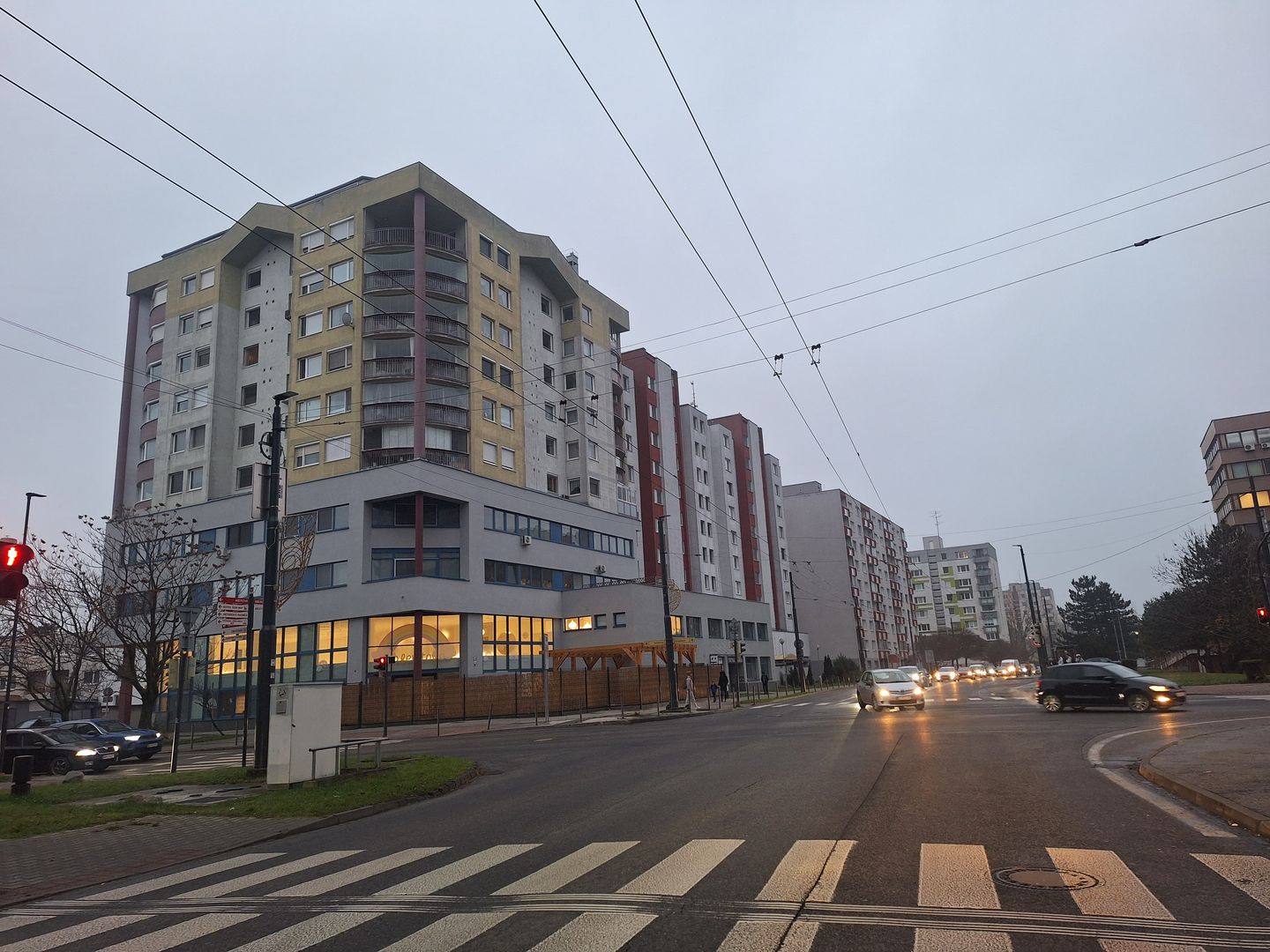 Križovatka Mierová – Kaštieľska v Ružinove 