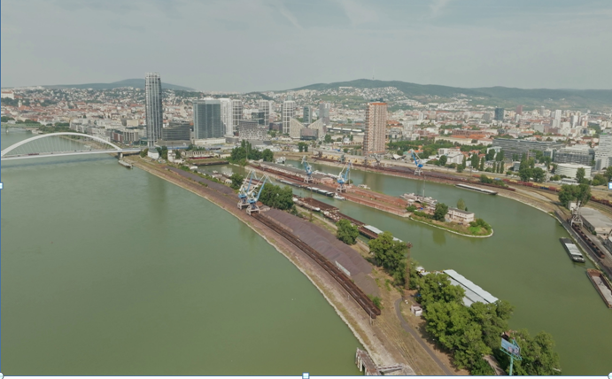 Zimný prístav v Bratislave Zimný prístav v Bratislave