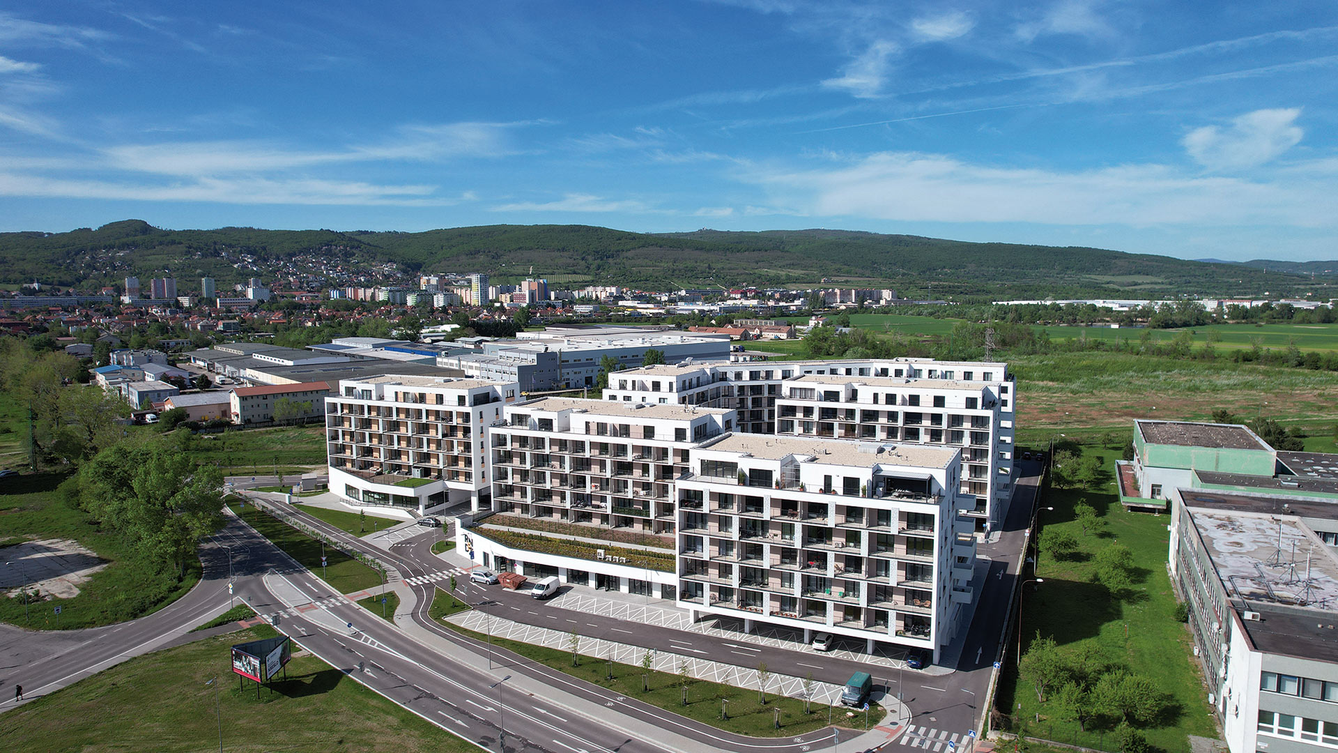 V projekte RNDZ od developera VI Group bola postavená v rámci vyvolaných investícií cyklotrasa.