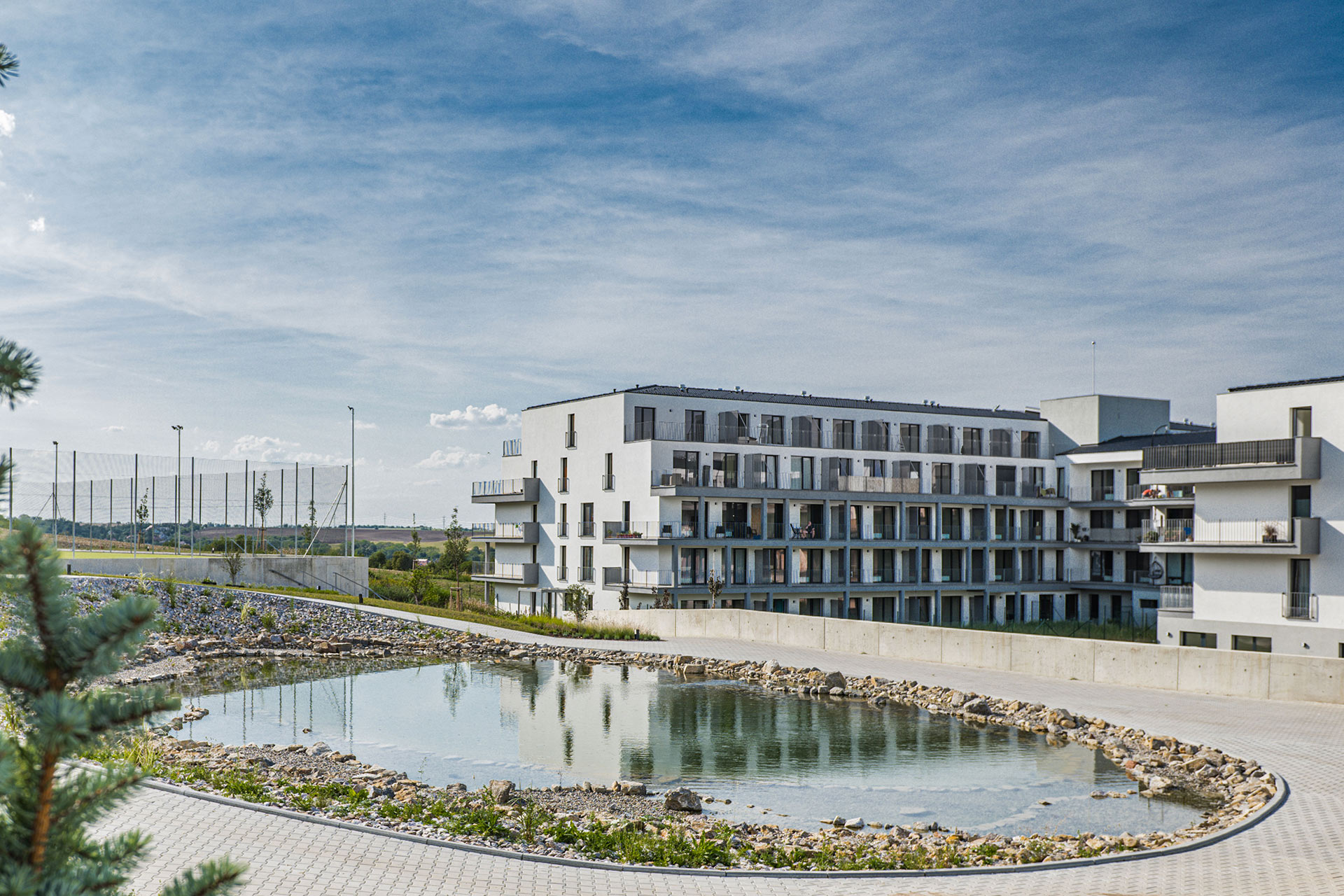 VI Group CZ postavil projekt Velvaria Residence na severozápade Prahy.