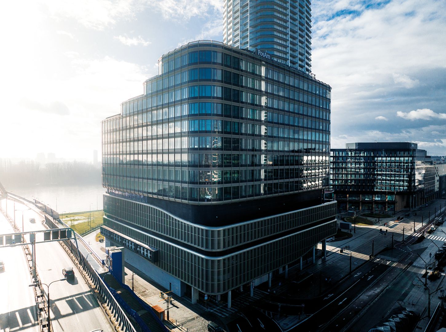 Administratívna budova Pribinova 40, Bratislava, architektúra GFI