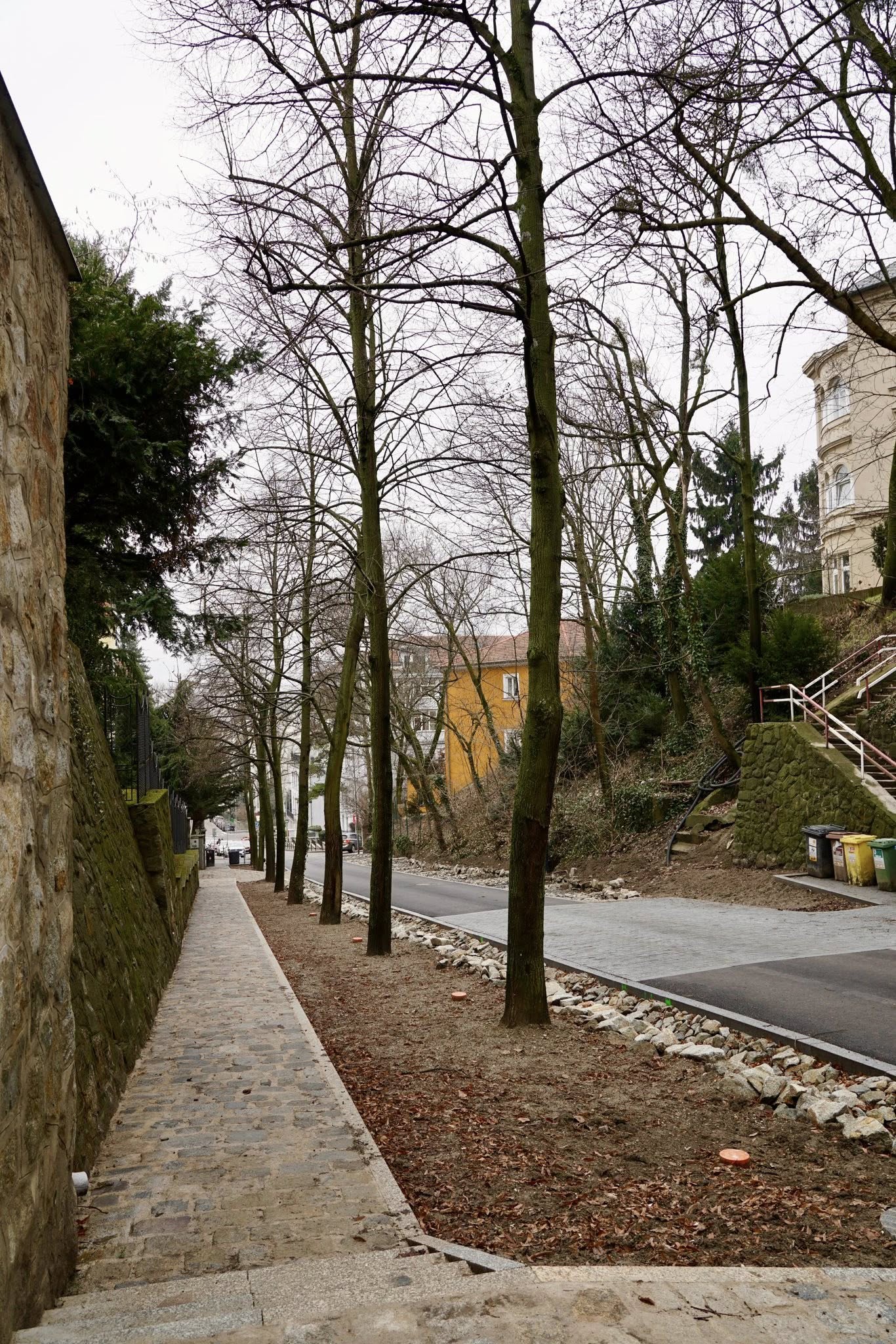 Rekonštrukcia Hlbokej cesty a Schillerových schodov, Bratislava-Staré Mesto