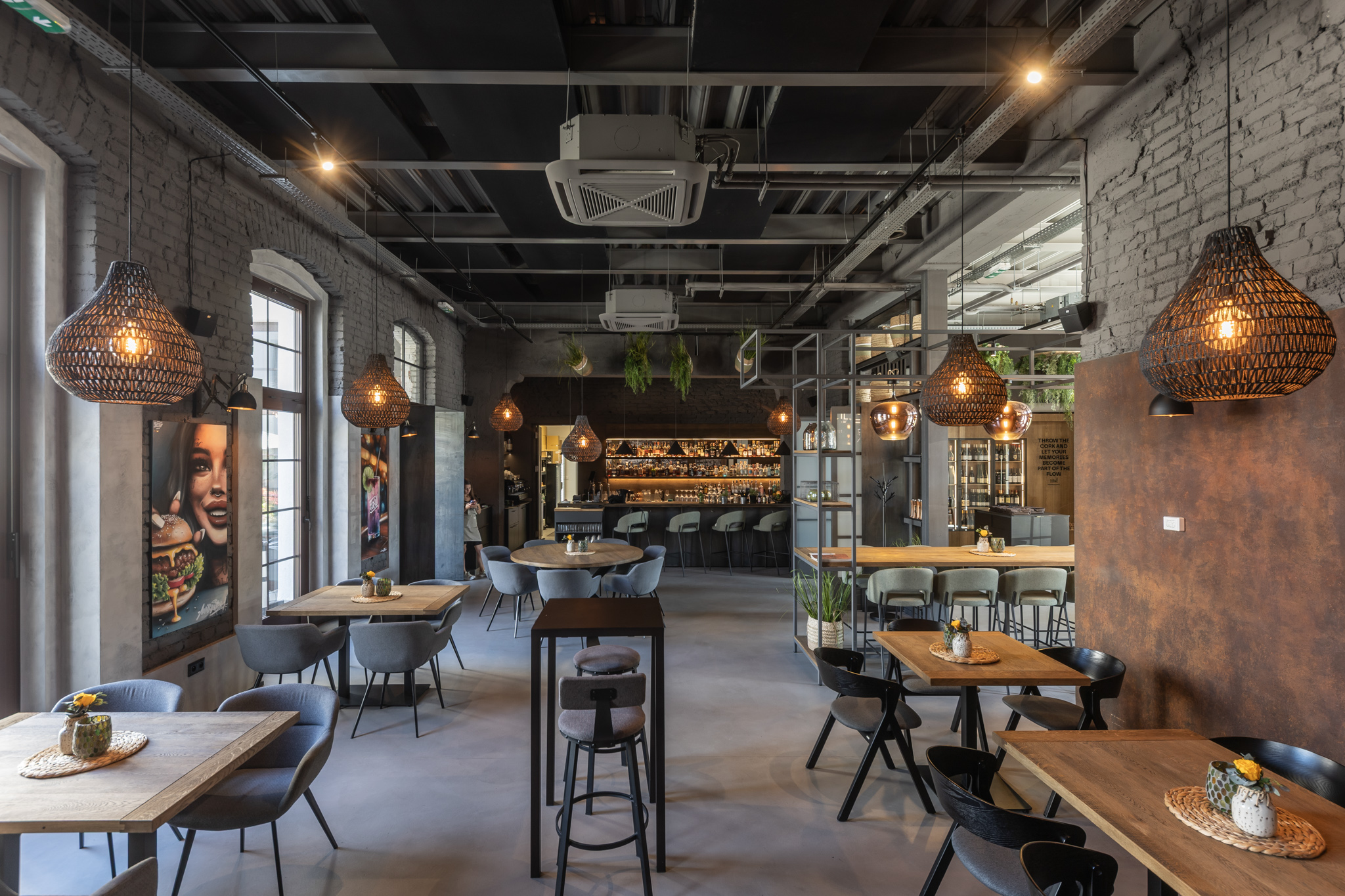 Stará likérka FLOW Food & Drinks, Liptovský Mikuláš