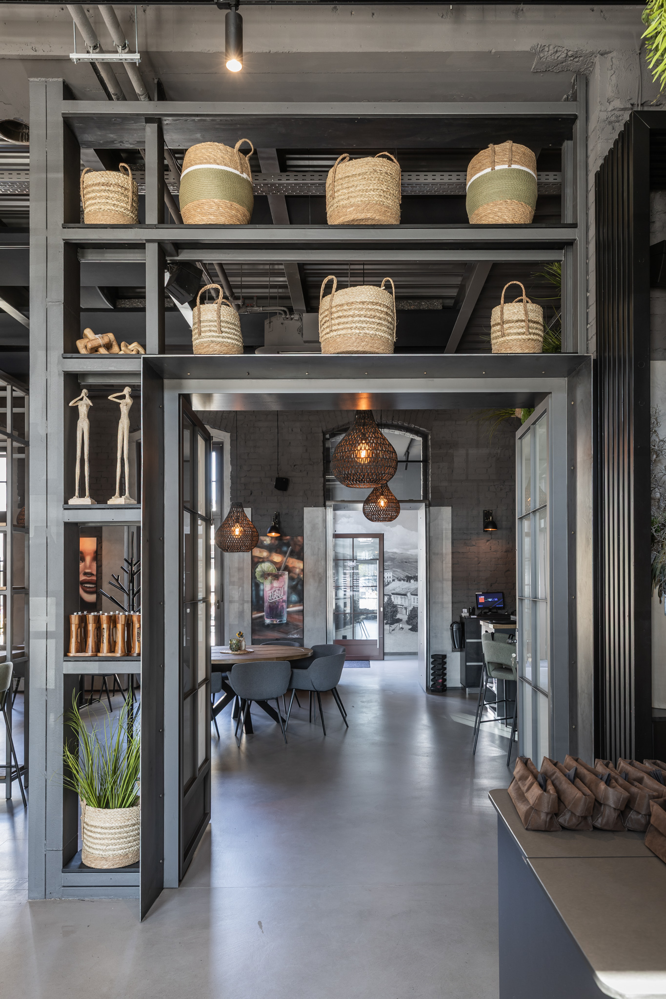 Stará likérka FLOW Food & Drinks, Liptovský Mikuláš