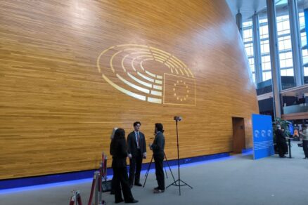 Priestor na rozhovory pre médiá.