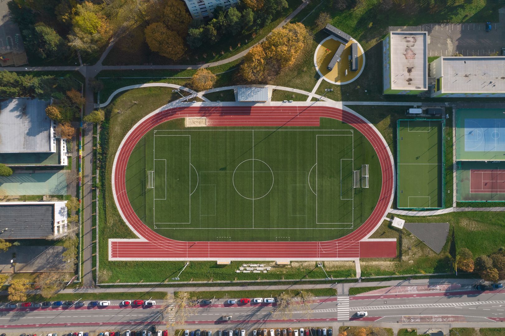 Rekonštrukcia športového areálu SPŠ Karola Adlera, Bratislava