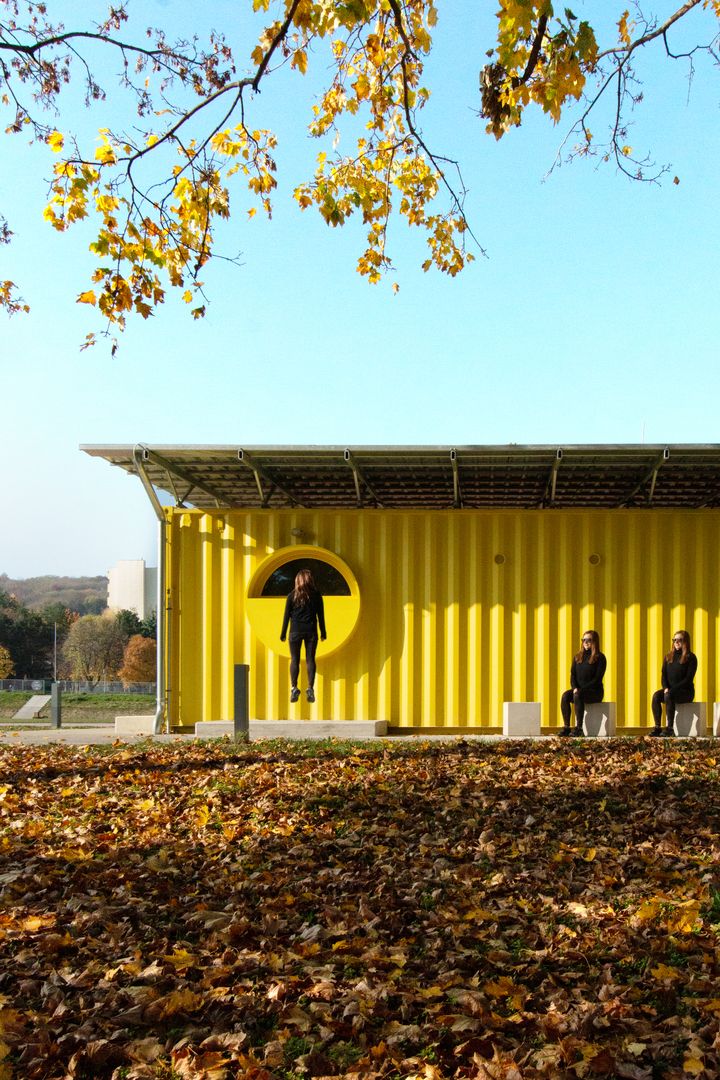 Rekonštrukcia športového areálu SPŠ Karola Adlera, Bratislava