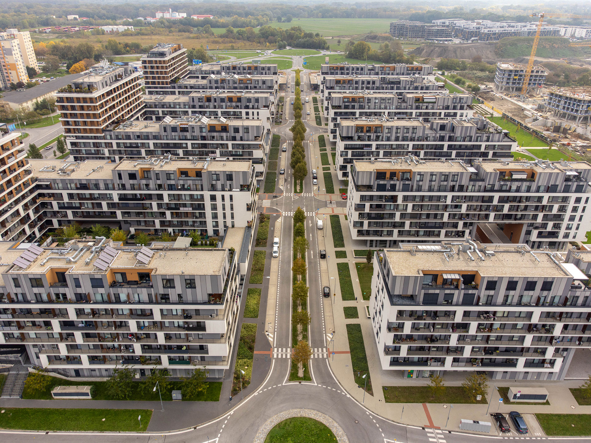 Developer Cresco Real Estate, ktorý stavia svoj vlajkový projekt v Bratislave, odviedol v rokoch 2020 – 2024 na poplatku za rozvoj štyri milióny eur. Na snímke je štvrť Slnečnice v Petržalke.