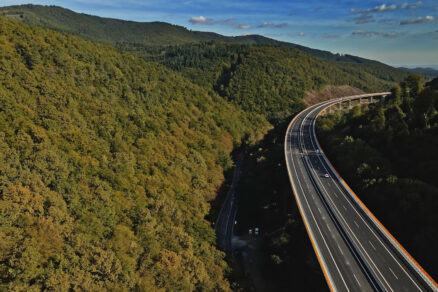 Výstavba mostných objektov a estakády na R2 Kriváň – Mýtna očami ďalšieho zhotoviteľa