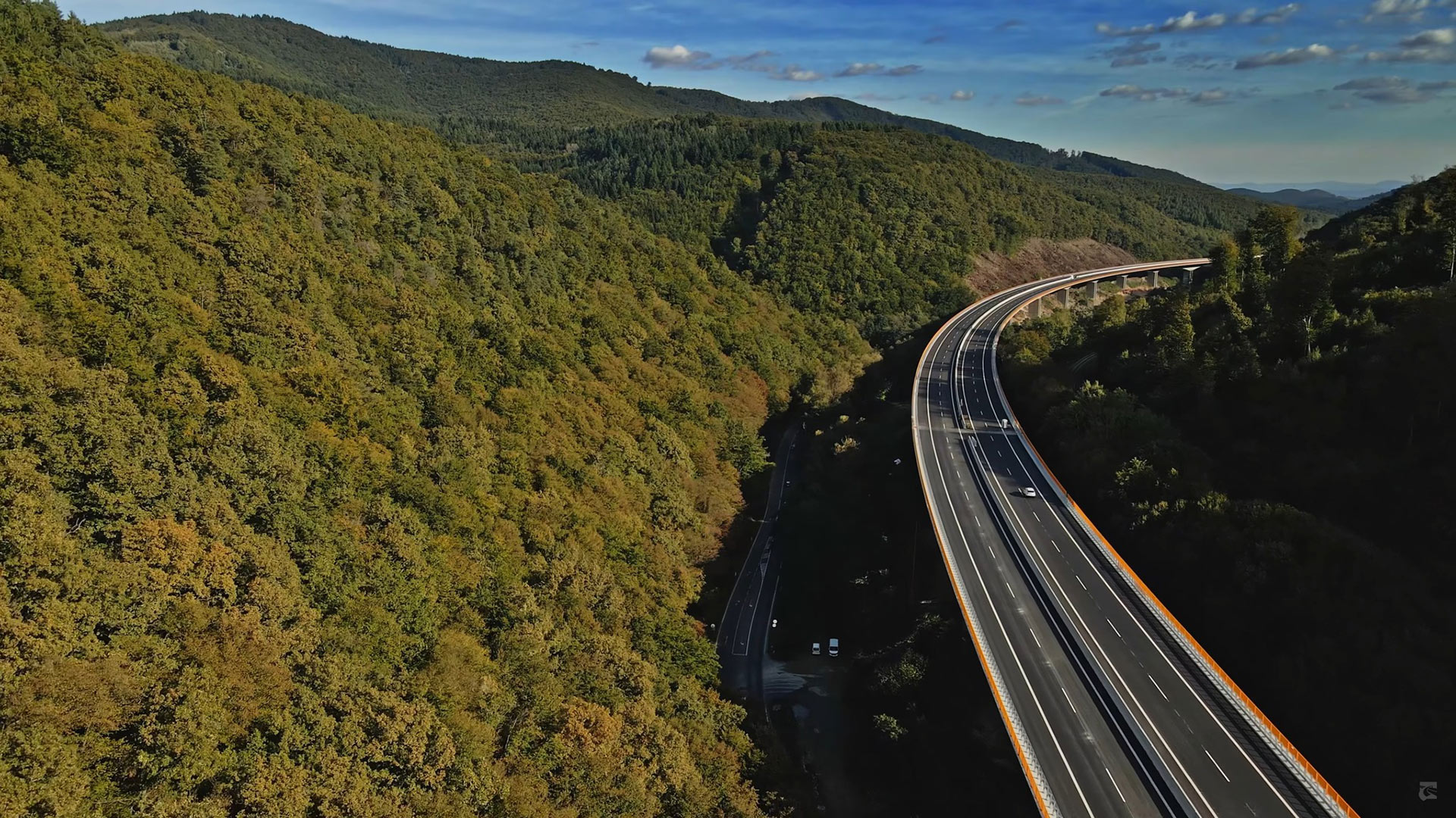Výstavba mostných objektov a estakády na R2 Kriváň – Mýtna očami ďalšieho zhotoviteľa Výstavba mostných objektov a estakády na R2 Kriváň – Mýtna očami ďalšieho zhotoviteľa
