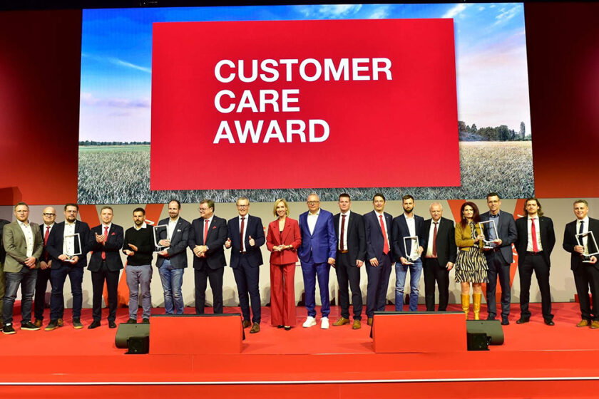 Európska značka okien číslo jeden sa obzerá späť na 95 rokov úspešnej histórie. Viditeľným symbolom tohto záväzku ku kvalite je Customer Care Award, založené v roku 2005, ktoré na základe spätnej väzby od zákazníkov oceňuje vynikajúce výkony obchodných partnerov.