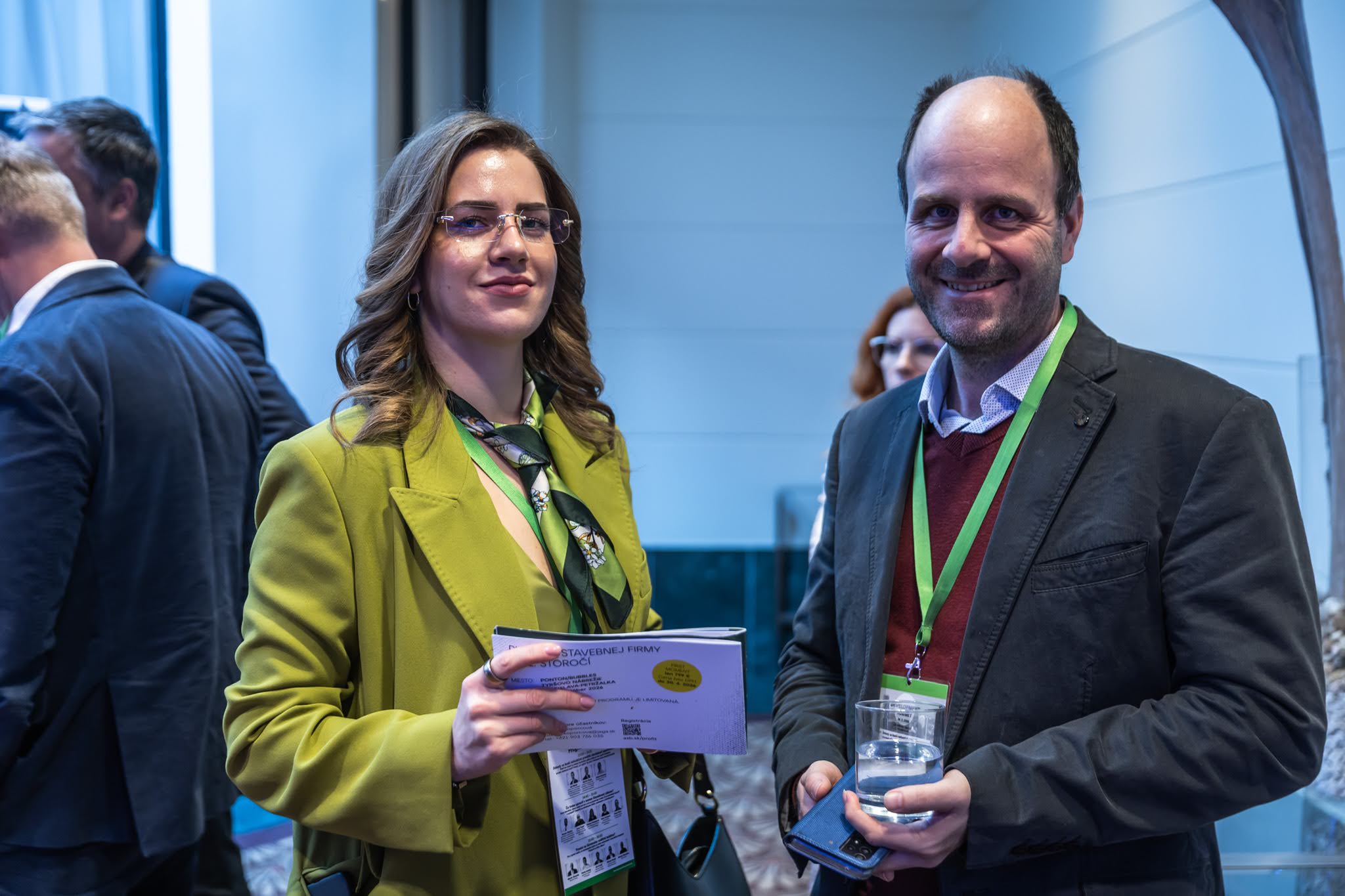 Zľava: Veronika Uhrínová JAGA, Vladimír Kočvara ADONIS CONSULT