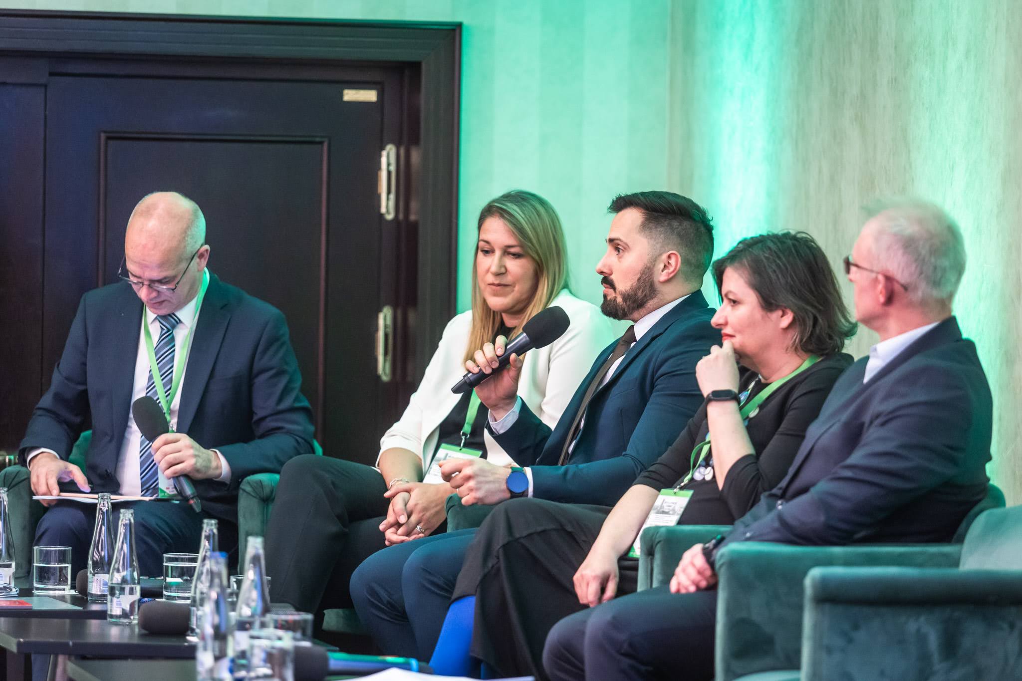 Druhý panel diskusie 