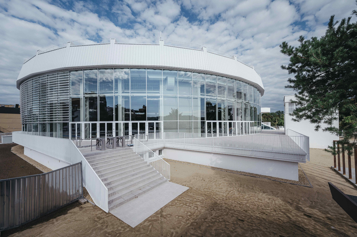 Národné olympijské centrum plaveckých športov Košice (02) 03 Slavik