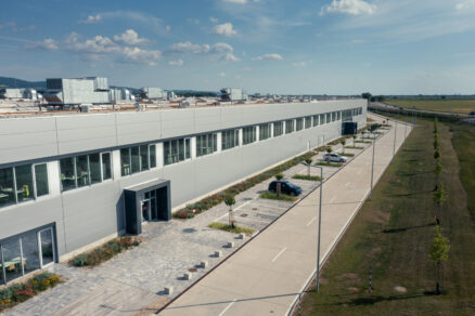 Porsche Smart Battery Shop Horná Streda (02)