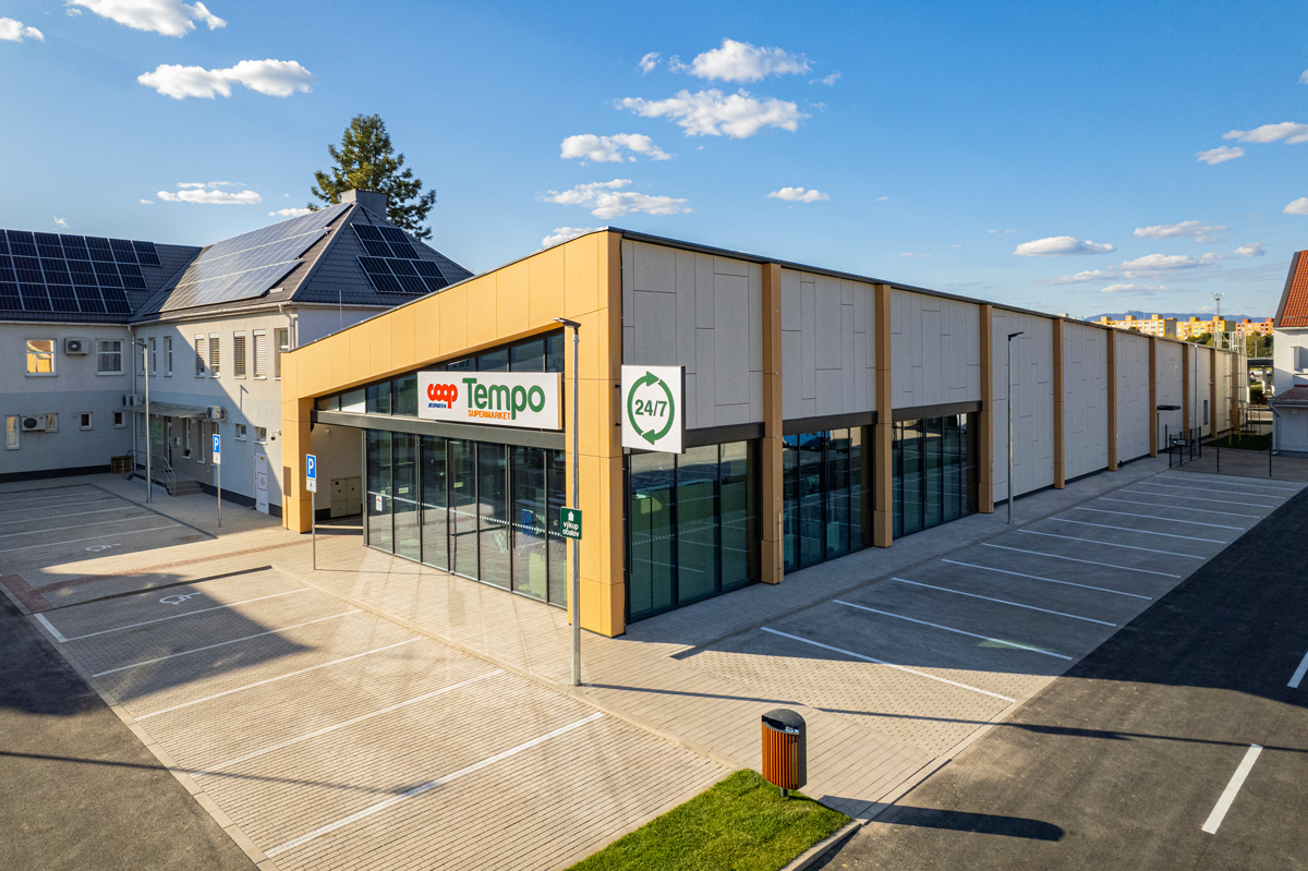 Retail park COOP Jednota Prievidza (02)